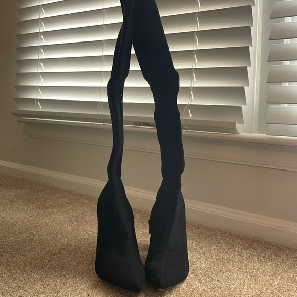 Over the knee boots from EXPRESS. Only wore them for two hours. Almost BRAND NEW - Picture 4 of 4